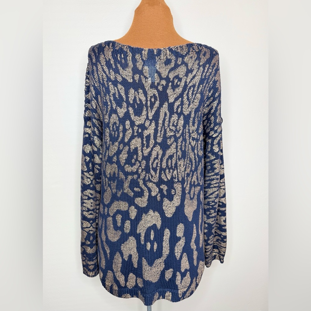 Chico’s Sophie Blue & Gold Foil Shine Pullover Sweater Animal Print Size 2 Large - Picture 3 of 8